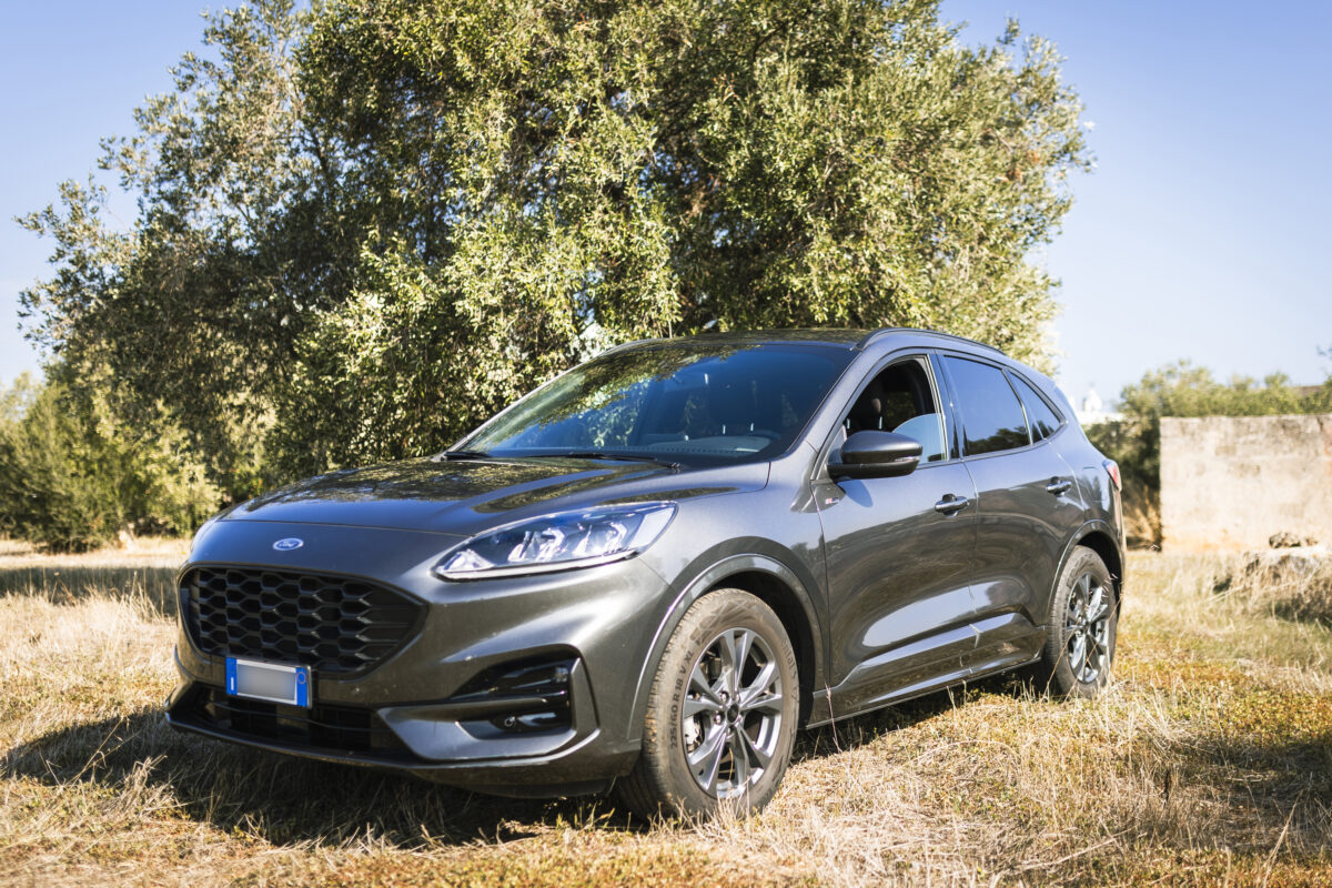 Noleggio-Auto-Ford-Kuga-1